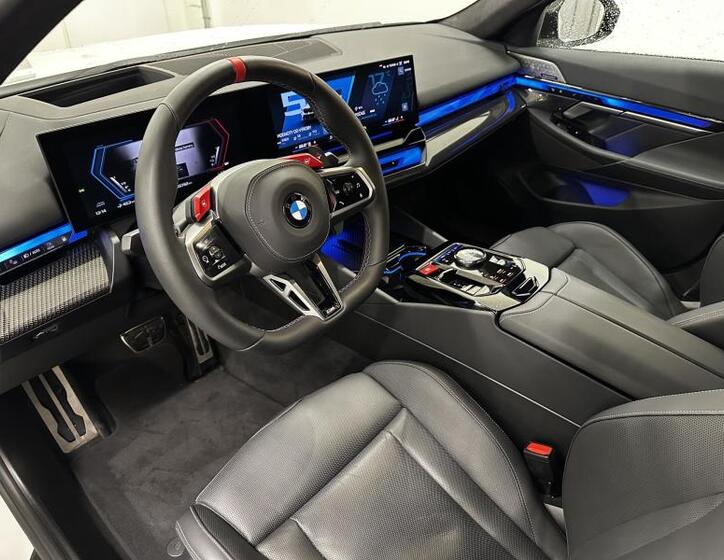 BMW M5 5