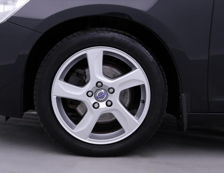 Volvo S60 24