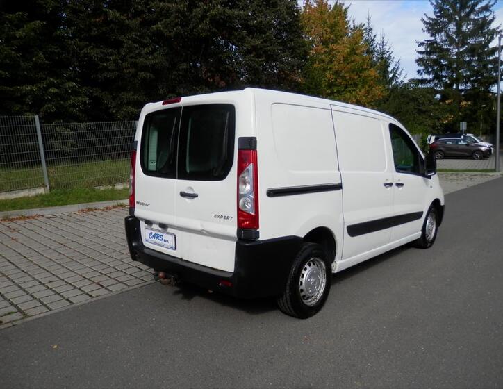 Peugeot Expert 9