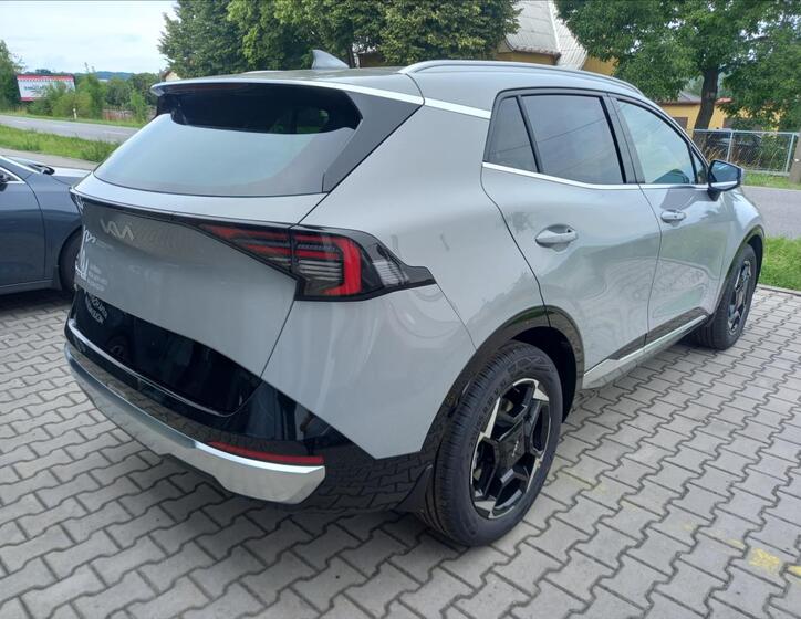 KIA Sportage 4