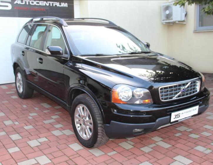Volvo XC90 4