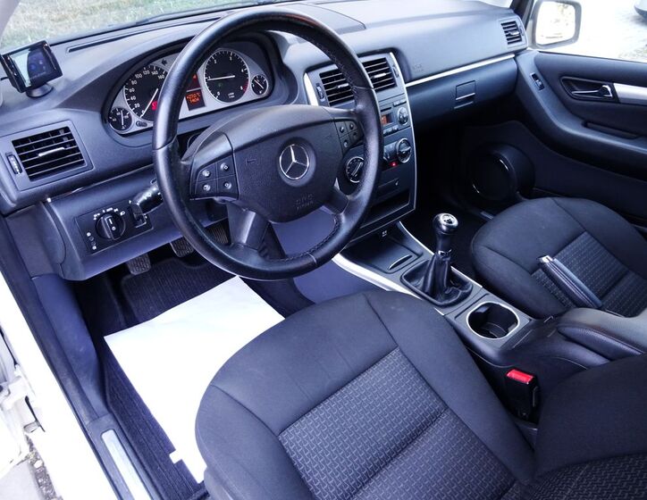 Mercedes-Benz Třídy B 14