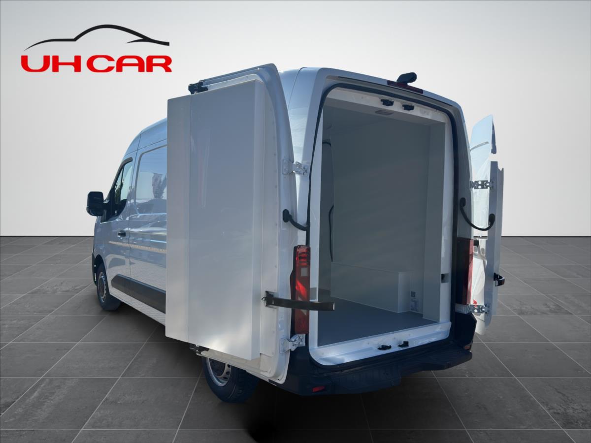 Nissan Interstar