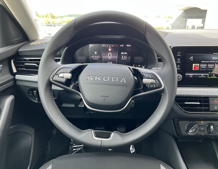 Škoda Scala 10
