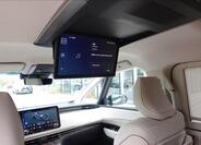 Lexus LM 350h 41
