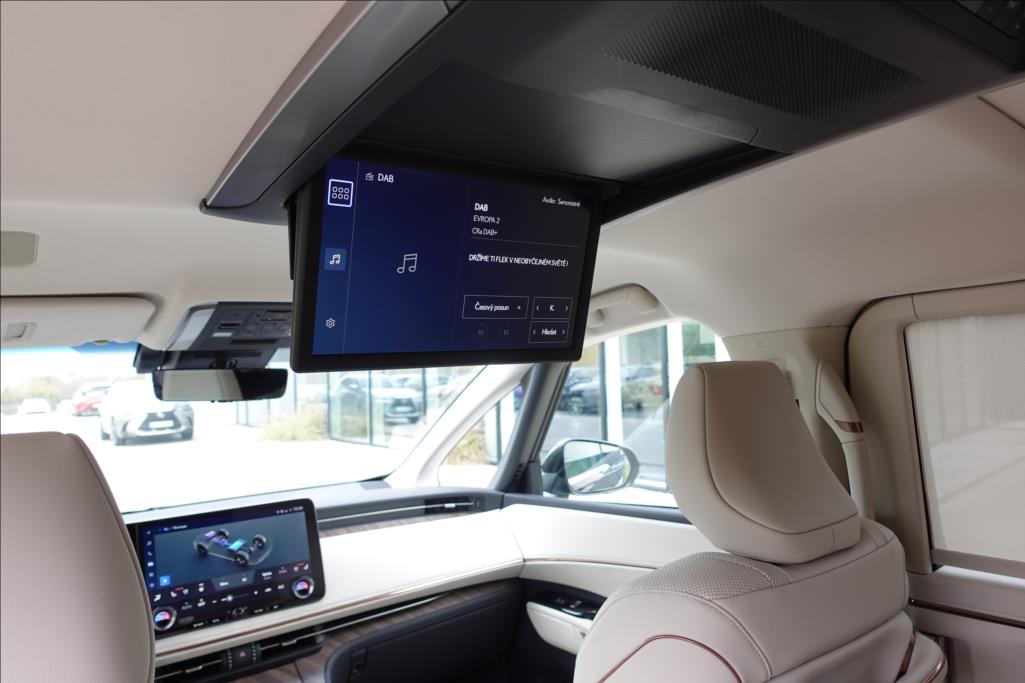 Lexus LM 350h