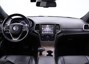 Jeep Grand Cherokee 38
