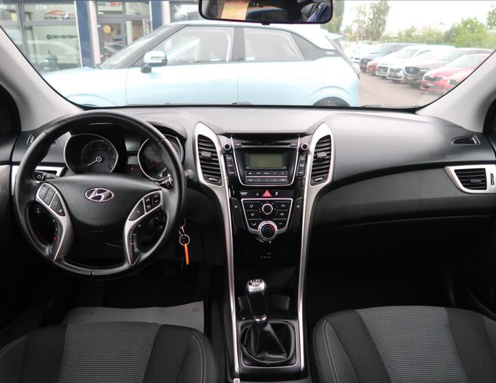 Hyundai i30 16