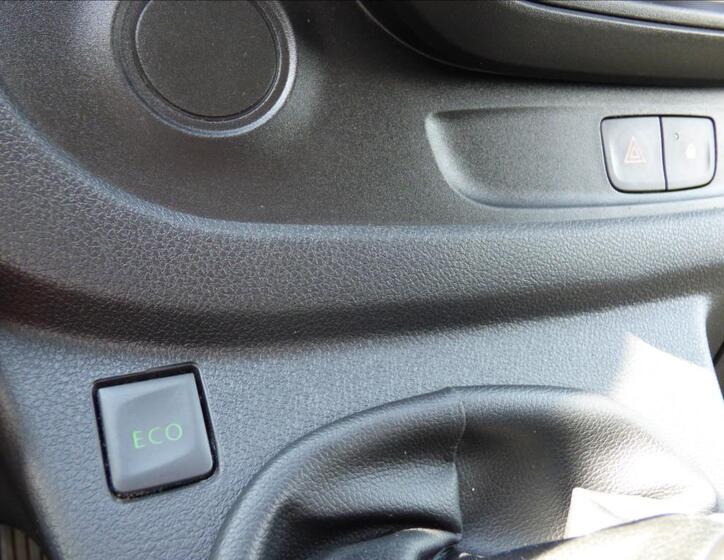 Renault Trafic 18