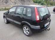 Ford Fusion 8