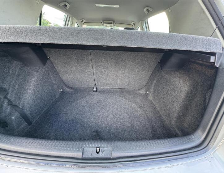 Volkswagen Golf 13
