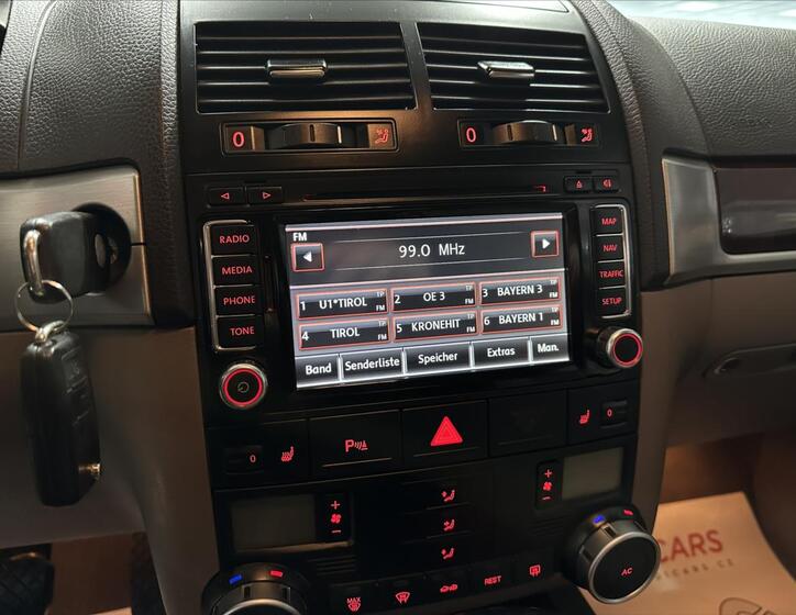 Volkswagen Touareg 12