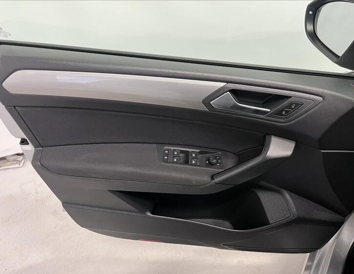 Volkswagen Touran 21