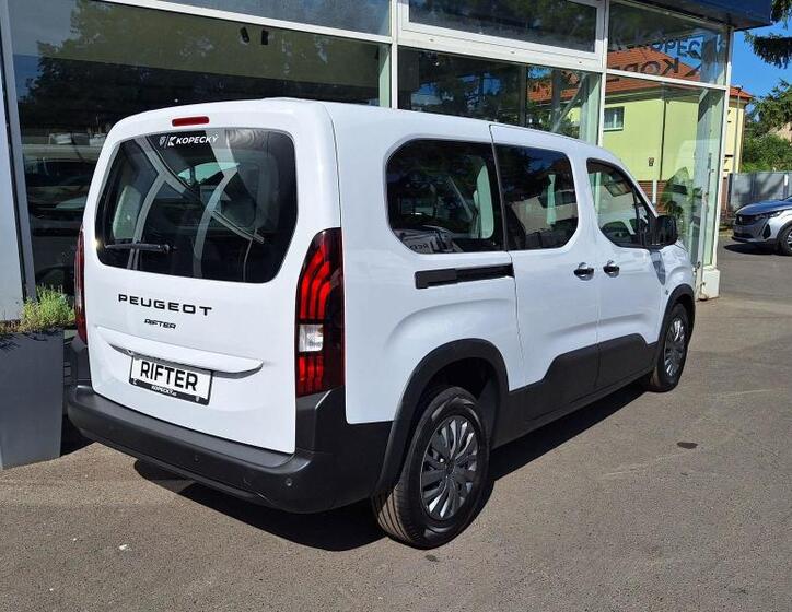 Peugeot Rifter 7