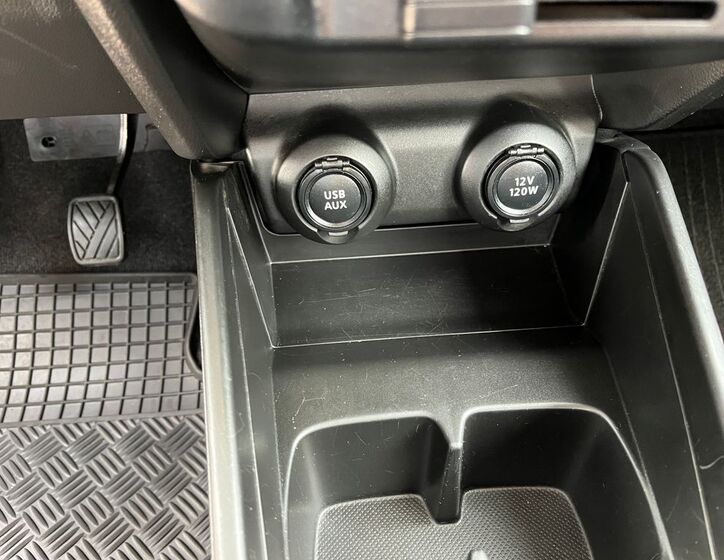 Suzuki Swift 24
