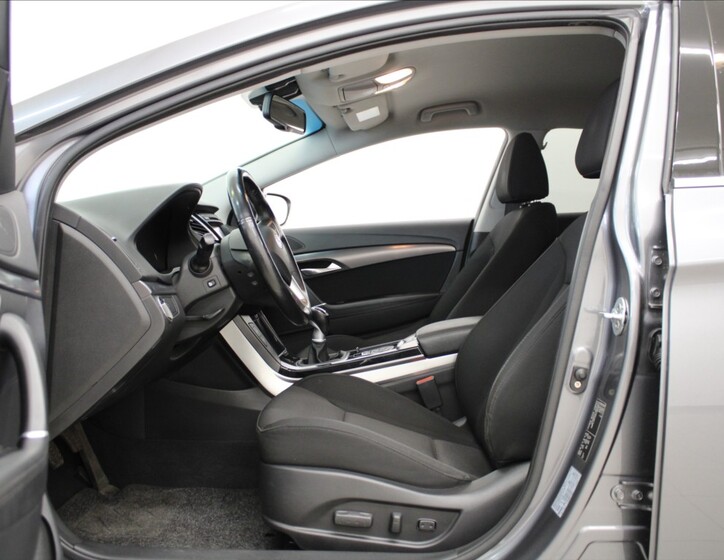 Hyundai i40 6