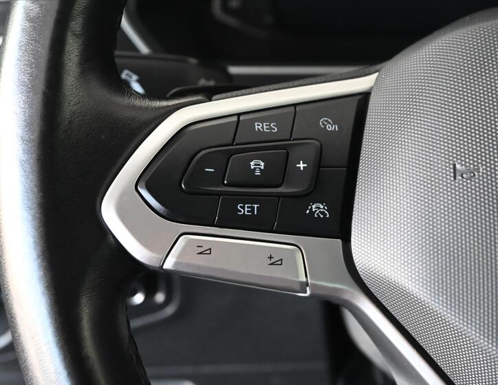Volkswagen Tiguan 17