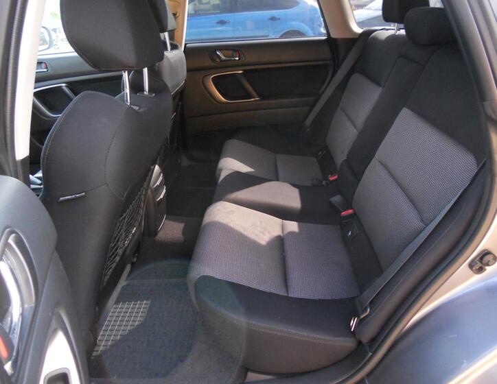 Subaru Legacy 16