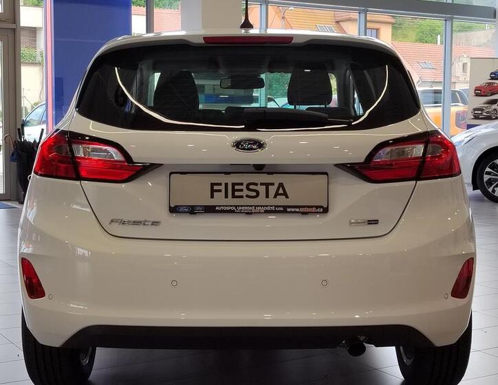 Ford Fiesta 12