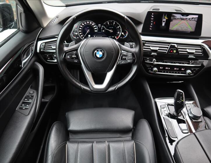 BMW Řada 5 9