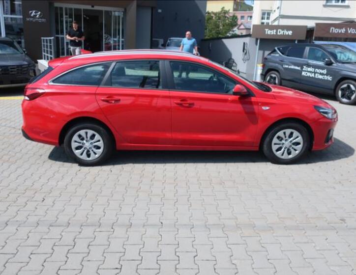 Hyundai i30 8