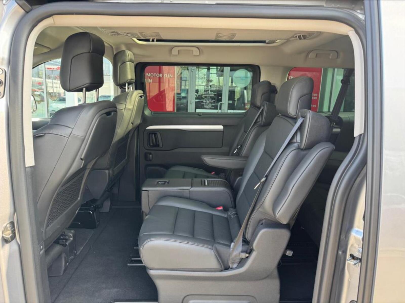Toyota ProAce 14