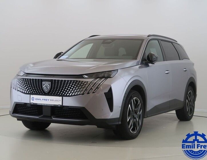 Peugeot 5008 1