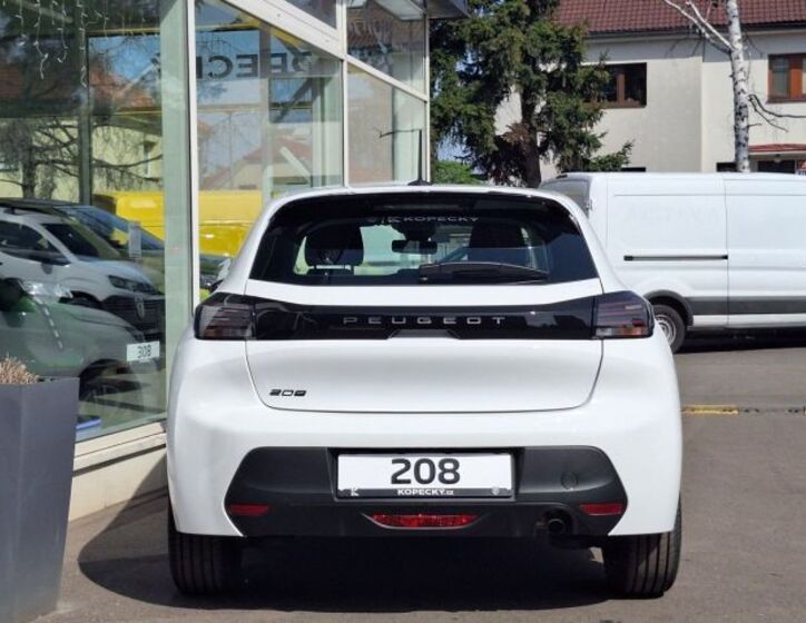 Peugeot 208 6