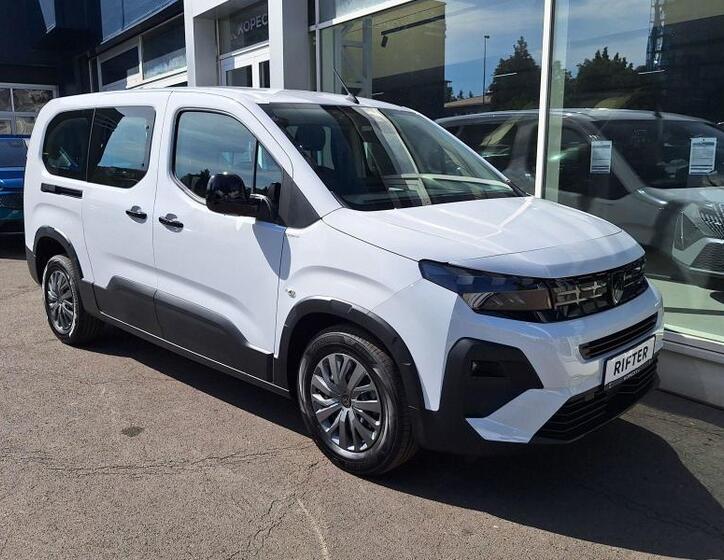 Peugeot Rifter 9