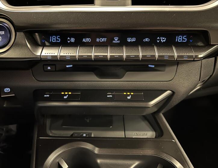 Lexus UX 250h 16