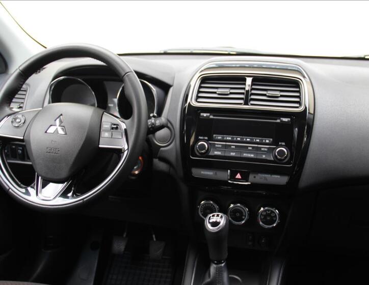 Mitsubishi ASX 23