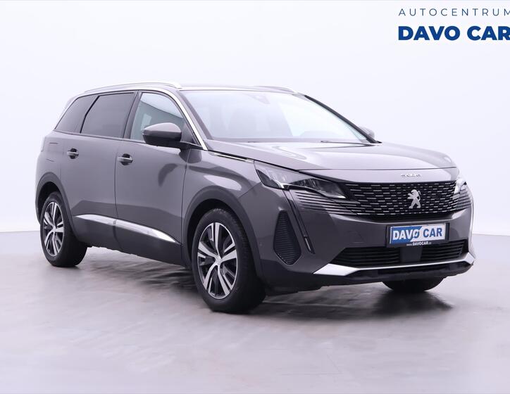 Peugeot 5008 1