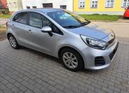 KIA Rio 12