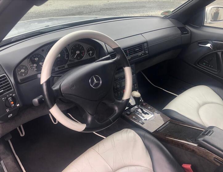 Mercedes-Benz SL 7