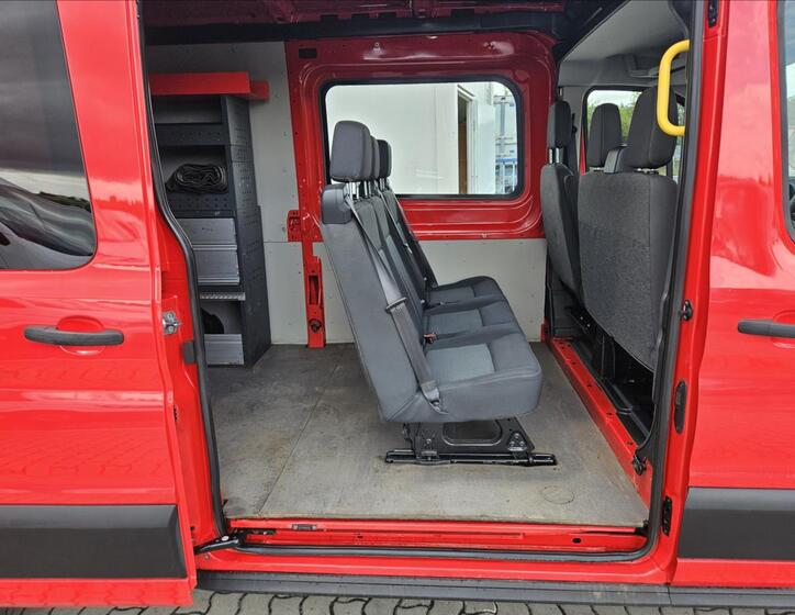 Ford Transit 9