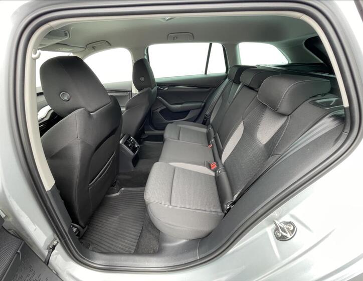 Škoda Octavia 16