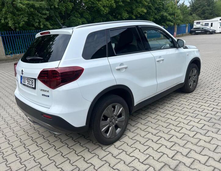 Suzuki Vitara 5