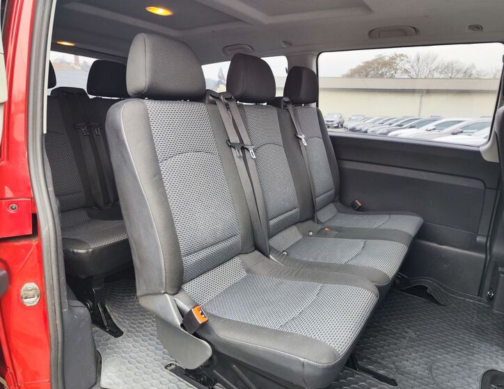 Mercedes-Benz Vito 12