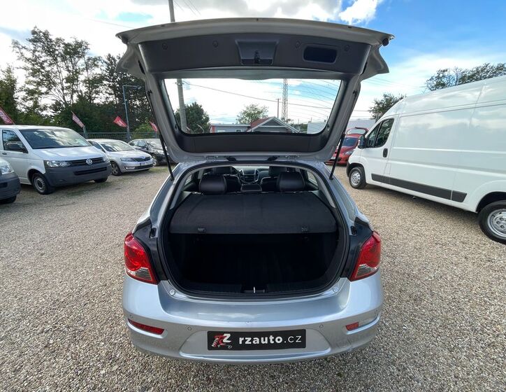 Chevrolet Cruze 15