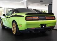 Dodge Challenger 4