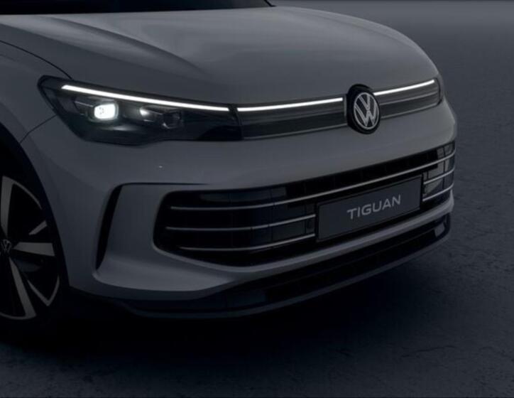 Volkswagen Tiguan 7