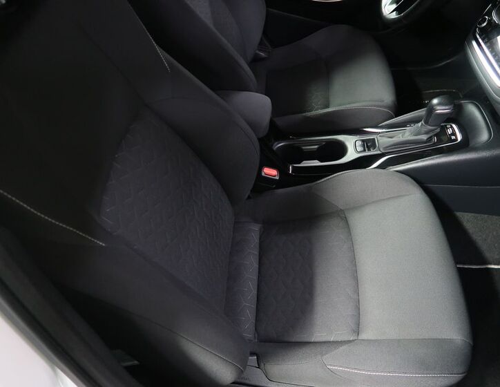Toyota Corolla 14