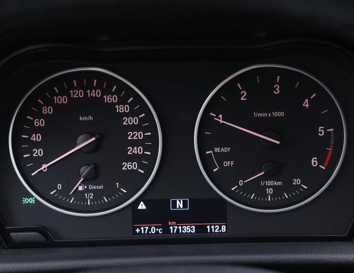 BMW Řada 2 17