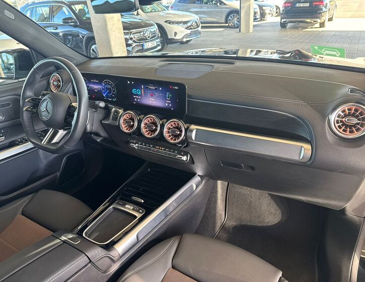 Mercedes-Benz EQB 15