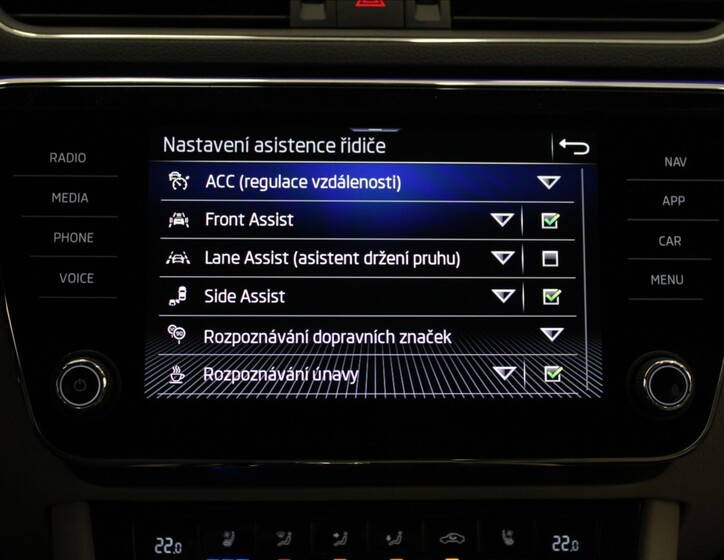 Škoda Superb 13