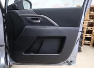 Mazda 5 11