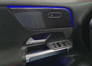 Mercedes-Benz GLB 12
