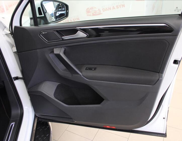 Volkswagen Tiguan 12