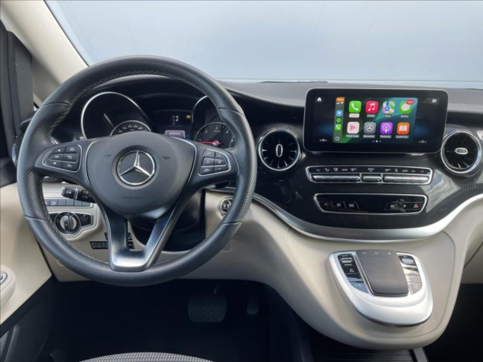 Mercedes-Benz Třídy V 9
