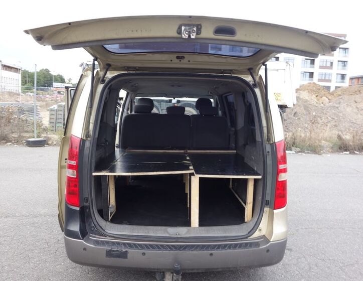 Hyundai H 1 12